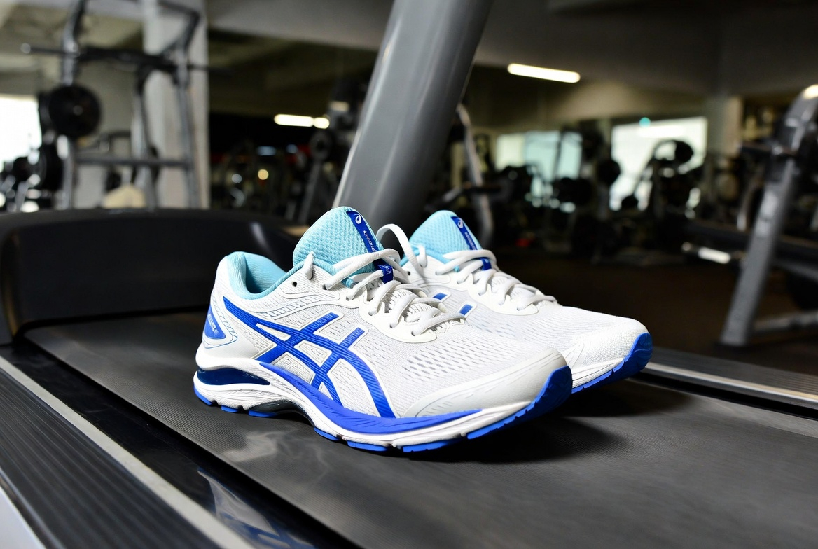 5 Best Asics Treadmill Running Shoes